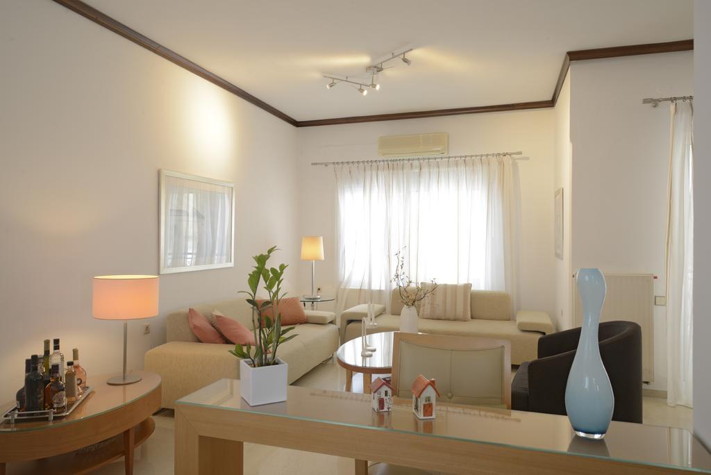 Knossos By Heloni Apartments Héraklion Extérieur photo