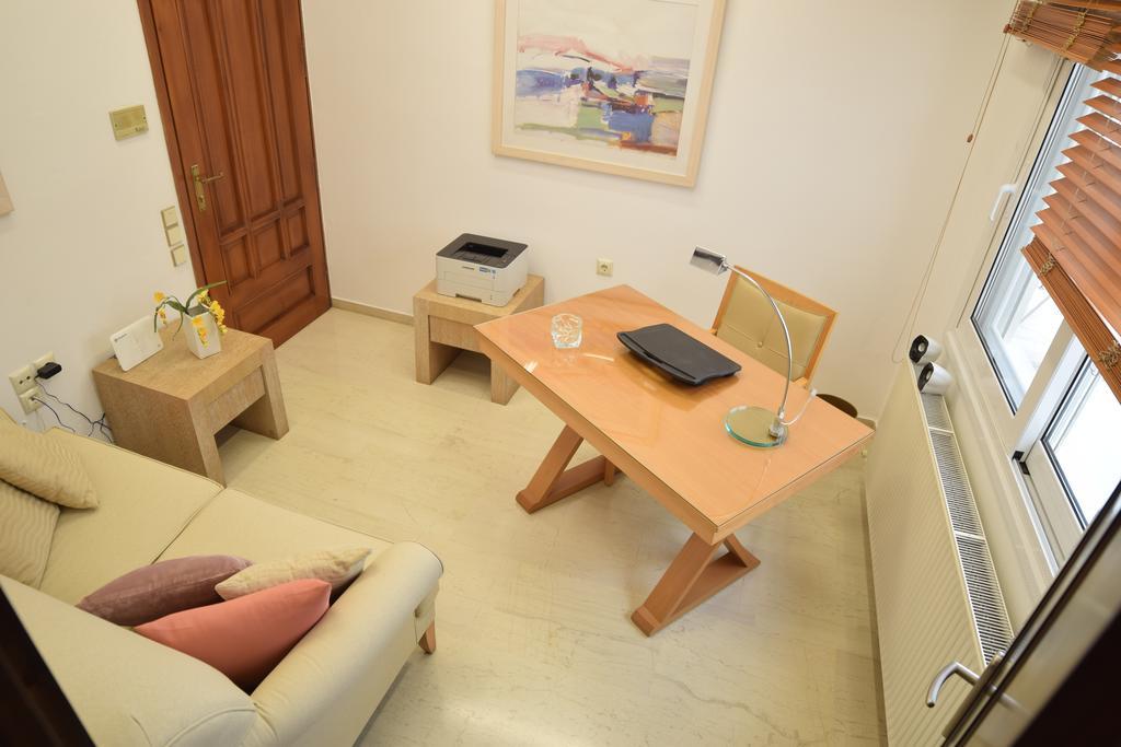 Knossos By Heloni Apartments Héraklion Extérieur photo